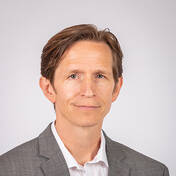 Thurman Headshot 2020