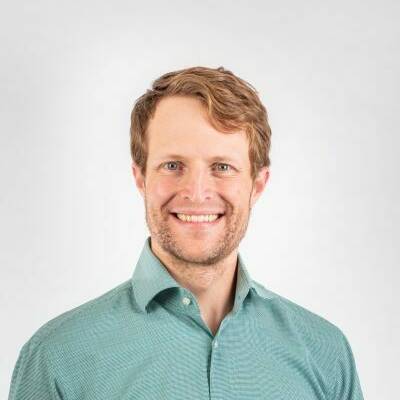 2021 fournier matt 2556 Headshot 2021 400x600